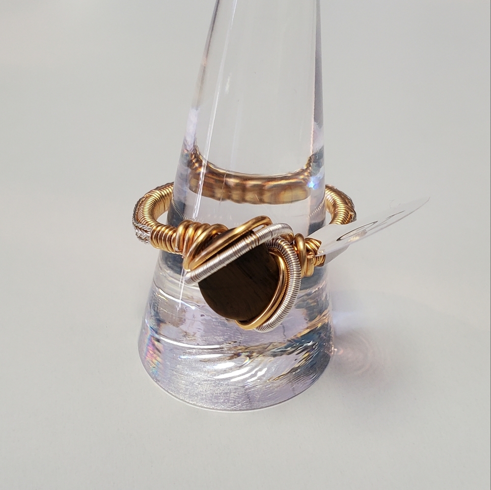 "Eye of the tiger" Tigers eye handmade wire wrap ring size 10 - Picture 3 of 7